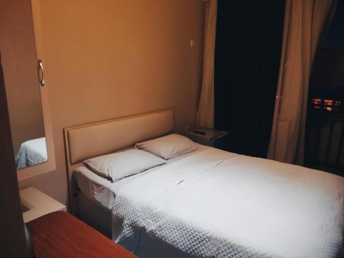 Golden Fish Hotel Batumi Eksteriør billede